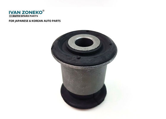 OEM 7H0407183 ส่วนประกอบรถยนต์แกนหน้า การควบคุมการแขวนแขวนแขนยางสําหรับ VW